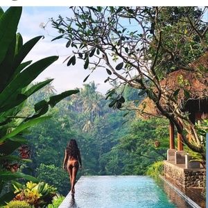 Meet your Posher, Nicola